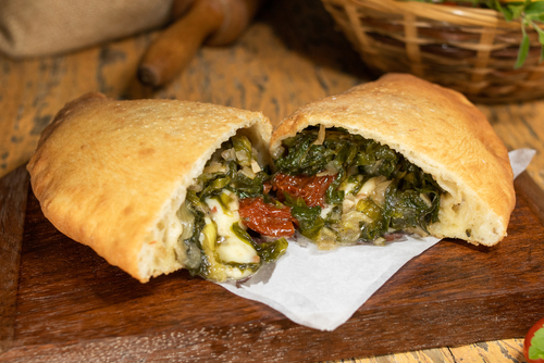 Fogazza recheada aberta - salgados de padaria - Assaí Atacadista