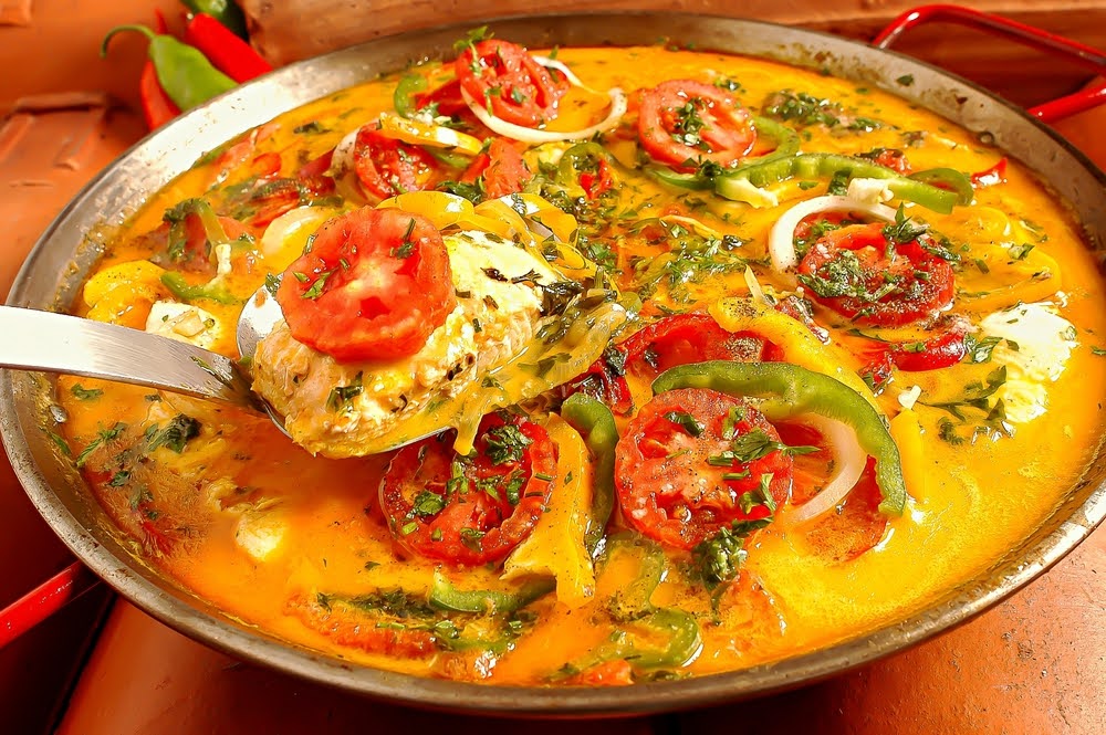 moqueca de peixe - culinária afro-brasileira - Assaí Atacadista
