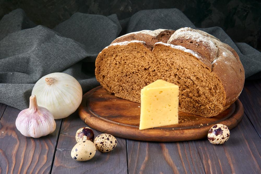 Pumpernickel pão alemão - Dia do Pão - Assaí Atacadista