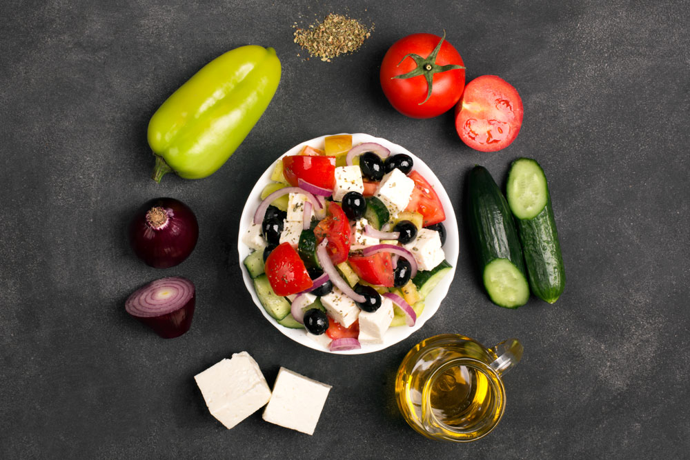 Bowl com salada típica da Grécia