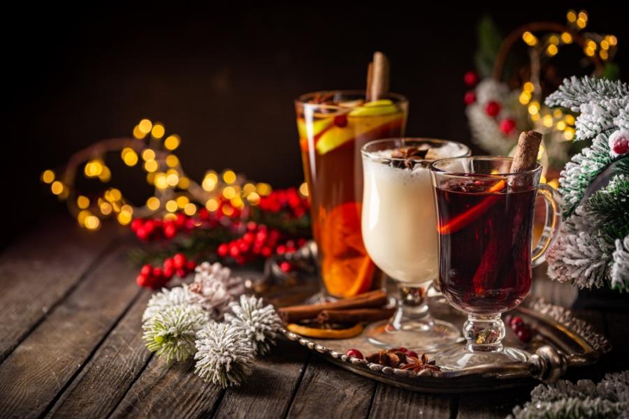 taças com bebidas de Natal e decoração natalina - Assaí Atacadista